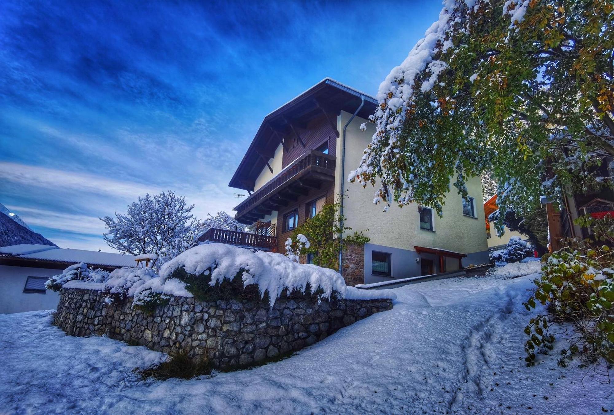 Gastehaus Scherl Pettneu am Arlberg Szoba fotó