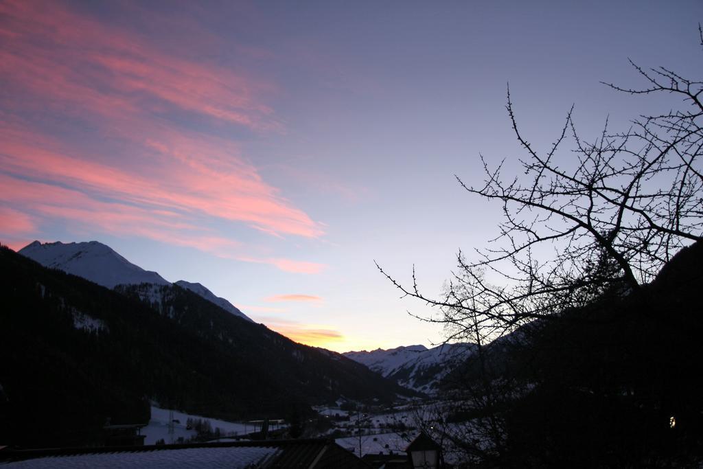 Gastehaus Scherl Pettneu am Arlberg Kültér fotó